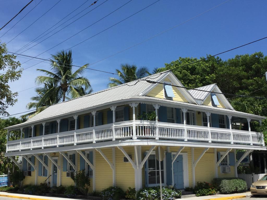 ANGELINA GUESTHOUSE ADULTS ONLY, NO RESORT FEES ::: KEY WEST, FL :::  COMPARE HOTEL RATES